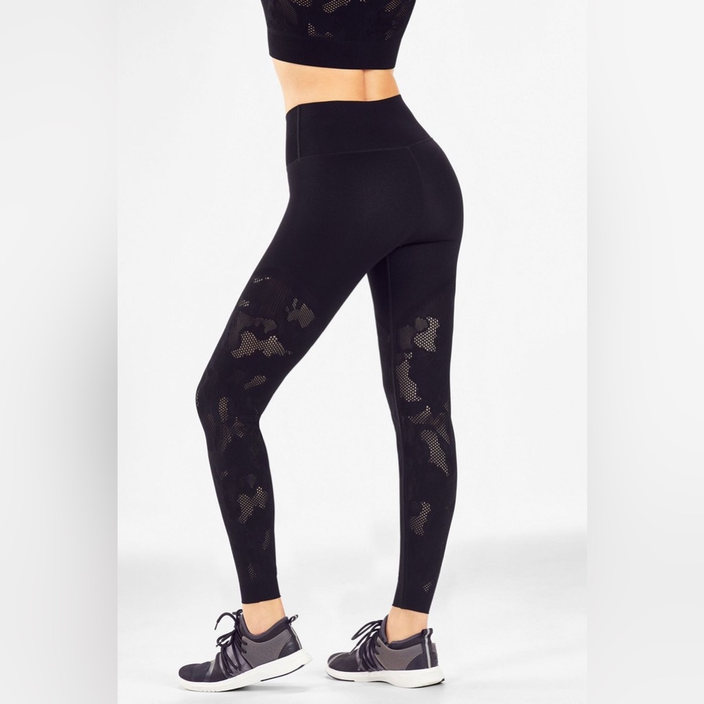 Fabletics Women's High Waisted Seamless Mesh Seam… - image 4